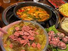 -黔有有贵州酸汤夺夺粉火锅(五味十字店)