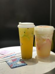 -桃桃屿·潮牌酷银(世纪荟店)
