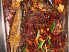 -鸣记脆皮烤鱼(岐山路店)