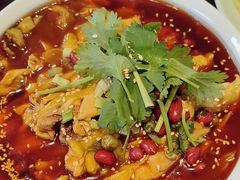 -川流不息·地道川菜·小龙虾(松东路店)