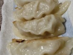 河豚煎饺-肆月河豚·新淮扬(金融街店)