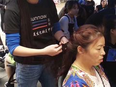 -首脑美容美发化妆美甲培训学校(龙岗校区)