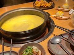 -一朵菌·野生菌探索家火锅(南亚店)