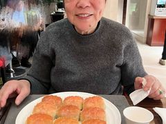 -君来湖滨饭店·玫瑰园
