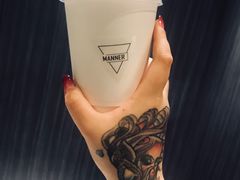 拿鐵-Manner Coffee(芮欧百货店)