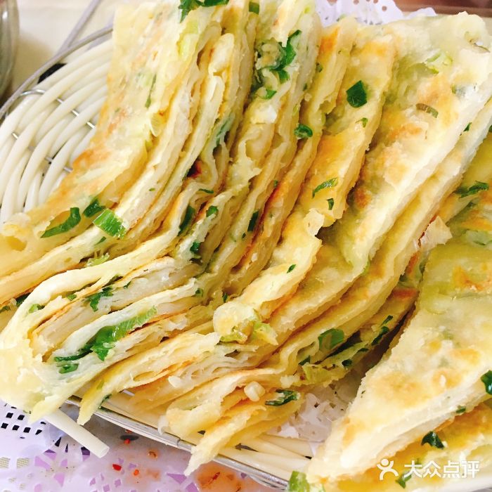 城边渔村(青龙峡店)葱花饼图片