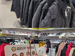 -唯品会(北京国瑞城店)