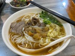 牛肉加牛筋粉-花溪飞碗牛肉粉(先烈路店)