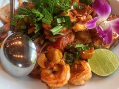 -Chom Cafe and Restaurant