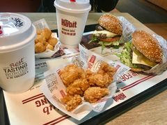 -The Habit Burger Grill 哈比特汉堡(复兴soho店)