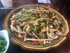 -老来福·非遗酸汤兔(凯旋路店)