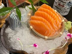 三文鱼刺身五切-七条鱼日本料理(三墩店)