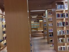 -漕河泾街道图书馆(漕河泾社区文化活动中心店)