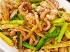 -覃记海鲜美食餐厅