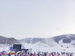 -中旅松花湖滑雪场