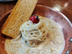 -I HOLIC艾豪丽披萨(KKone店)