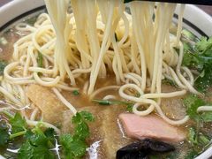 -小马牛肉面·牛骨熬制(南京博物院店)