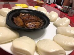 肉夹梅菜扣肉-万秋楼