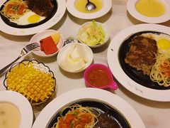 -豪客来牛排(中央花苑店)