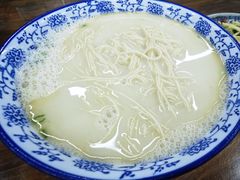 鱼汤面-雪琴面馆富安特色鱼汤面(城中花园店)