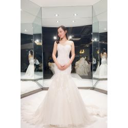 -艾米丽婚纱礼服