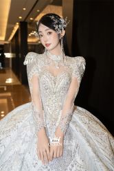 -艾拉·女王婚纱礼服馆