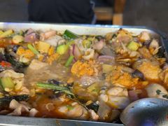 -后街佬·炭火鲜鱼杂(南城店)