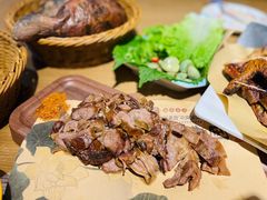 坑烤护心肉-民窑私烤土窑坑烤大公鸡