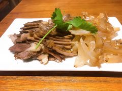 卤牛双拼-臭桂鱼儿特色餐厅(朝晖七小区北区店)