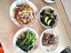 -爱的果实月嫂育婴师(世纪东方店)