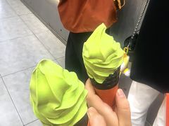-喧闹·东方大气茶(鹅岭二厂店)