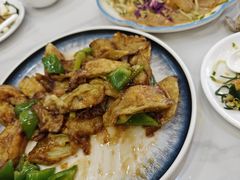 -一口猪海鲜浑锅·东北家常菜