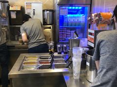-CoCo都可(湖滨银泰店B区店)
