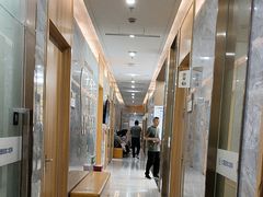 -上海仁爱医院口腔科 · 种植