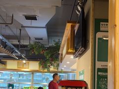 -绿草地·湘菜(喜盈门店)