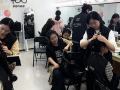 -吉田美学化妆美甲摄影培训(丽水校区)