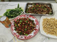 -江城燕子大排档(江汉路步行街店)