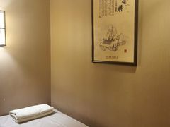-裕和堂中医推拿艾灸(太古汇臻品店)