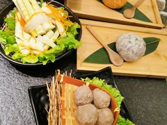 -湊湊火锅·茶憩(打浦桥日月光店)