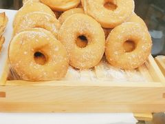 甜甜圈-Caten佳田(港惠店)