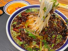 -云阿蛮云南生烫牛肉米线(奉贤路店)