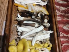 -菌小白火锅(时尚天河店)