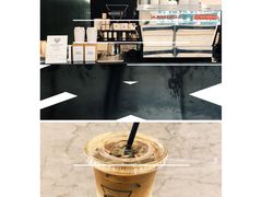 -Manner Coffee(芮欧百货店)