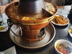 鸳鸯锅底-常赢三兄弟·清真涮肉(崂山路总店)