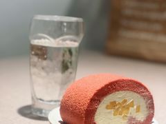 红丝绒蛋糕卷-朴谷之食