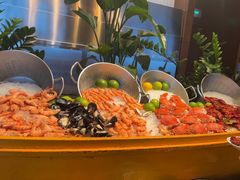 -苏宁银河国际咖啡厅·天际环球美食汇