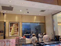 -花花卷卷·鲜食蛋糕(静安久光百货店)