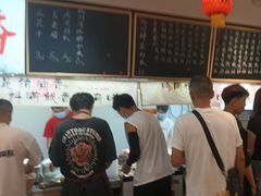 -扬二春炒饭(国庆路总店)