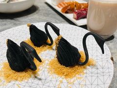 黑天鹅榴莲酥-悦秀·高级粤菜