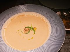 -卡普里披萨·牛扒·下午茶